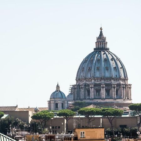 Expeditus Vatican Luxury Suites Saint Peter'S View Roma Exterior foto